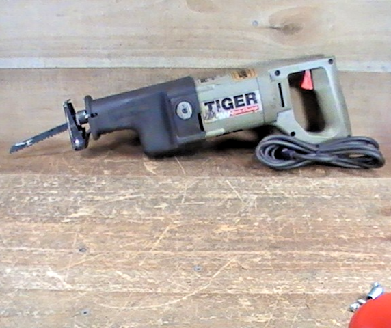 Foto 1 di 12