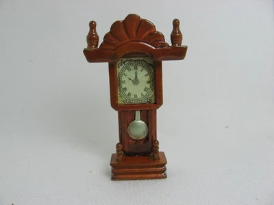 Puppenhaus - Zubehör Maßstab 1:12 - Standuhr Holz ca. B 4,5 cm H 7,5 cm(300) - Bild 1 von 3