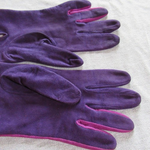 Vintage Yves Saint Laurent Gloves Womens 7.5 Pink Purple Leather Suede Silk YSL - Picture 4 of 10