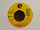LISTEN 🎶 SEAL KISS FROM A ROSE / I'M ALIVE SIRE LABEL POP R&B 45' VINYL NM