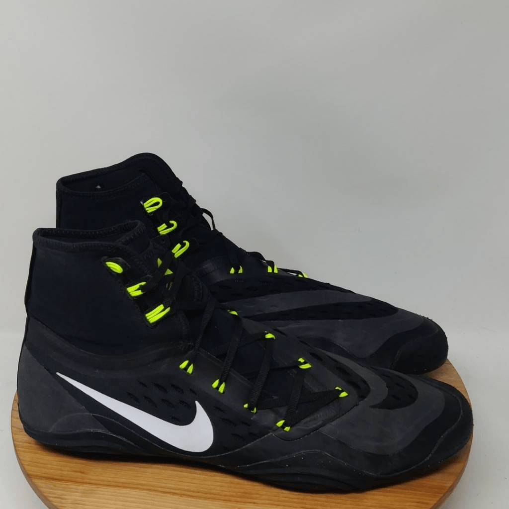 Nike Hypersweep Wrestling Shoes Mens Size 15 Black Volt[717175010
