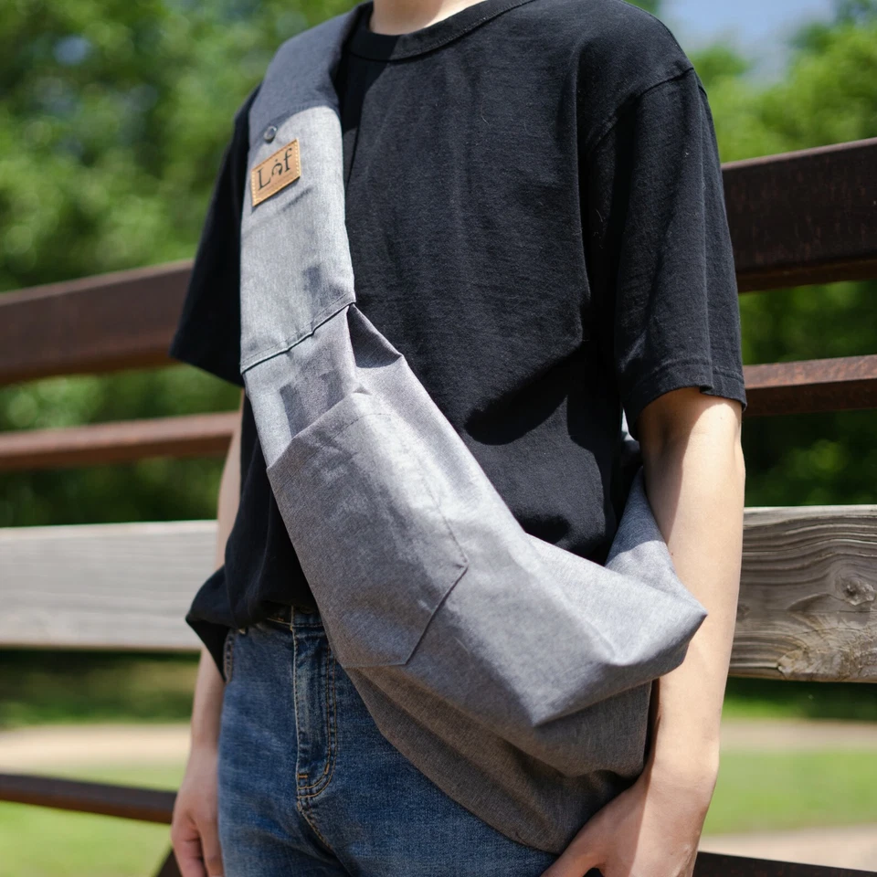 Lof Pet Sling Breathable Mesh Bag for Small Dog Travel Safe Carrier for Dogs - Image 3 of 4