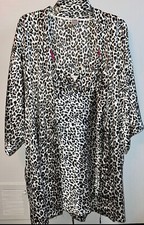 Victoria  s Secret Satin Slip Nightgown  Robe-Leopard/Cheetah-EUC-Size M