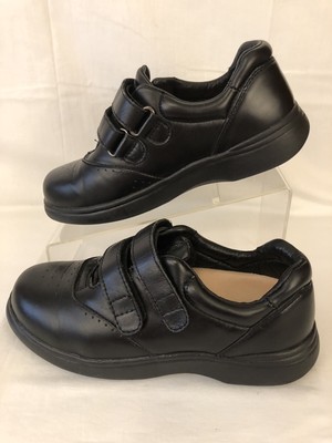 orthopedic wide fit shoes