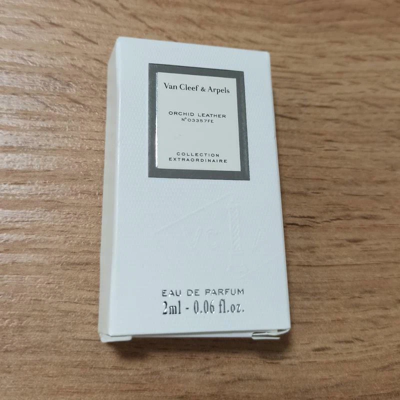 van cleef & arpels orchid leather eau de parfum