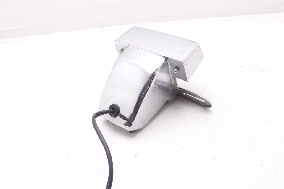 86 HONDA GOLDWING 1200 GL1200SEI LICENSE PLATE LIGHT 33720-MG9-771 R11.BX19 - Image 2 of 4