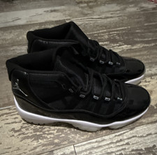 Jordan Air Jordan Men s Black/White Mid Top L...