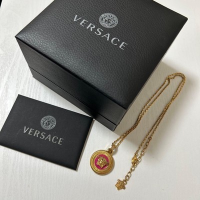 Auth Versace Necklace Lion Pendant Double Chain Gold Tone Unisex Luxury