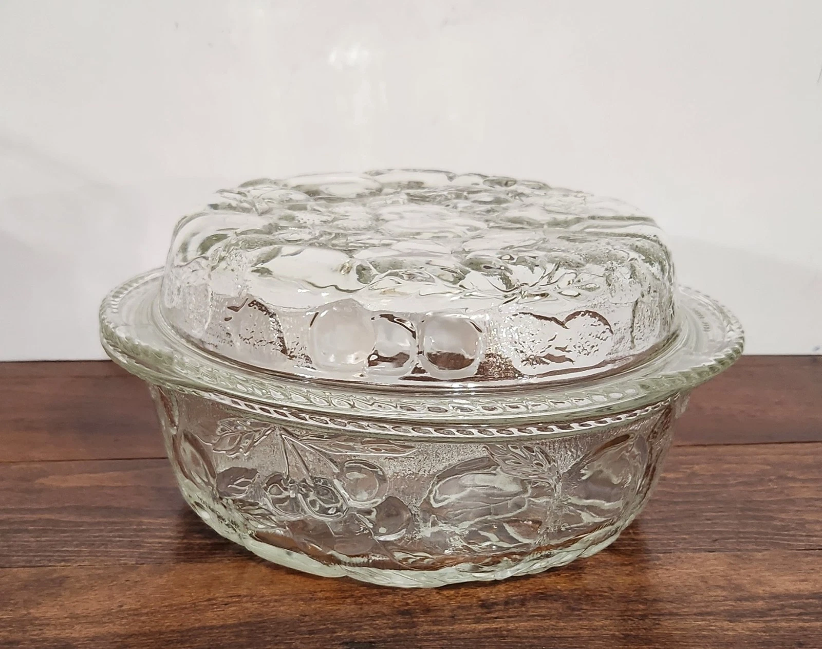 VTG Clear Glass Covered Casserole Dish Pie Plate Lid W/Fruit 1.5 Qt Oven Proof