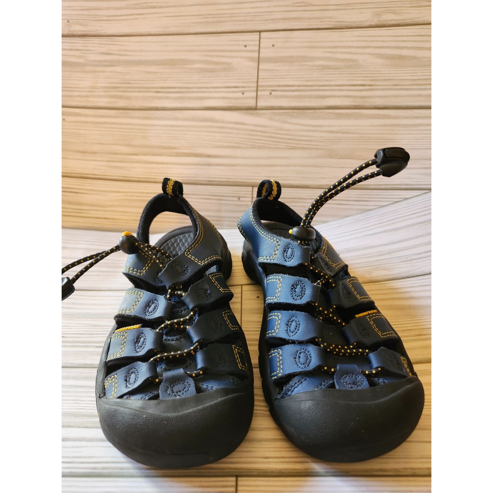 KEEN Sandalo unisex bambina ragazzo appassionato blu navy giallo scarpe da acqua taglia 11