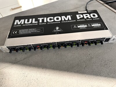 Behringer MDX 4400 Multicom Pro 4-Kanal Kompressor (c) mit Mängeln