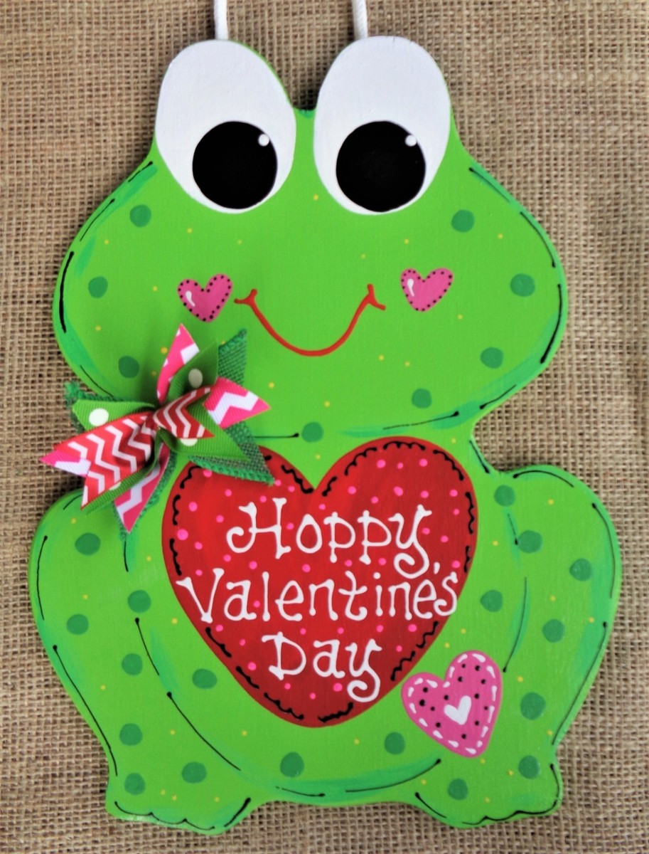 HOPPY VALENTINES DAY FROG SIGN Wall Art Door Hanger Hanging Plaque