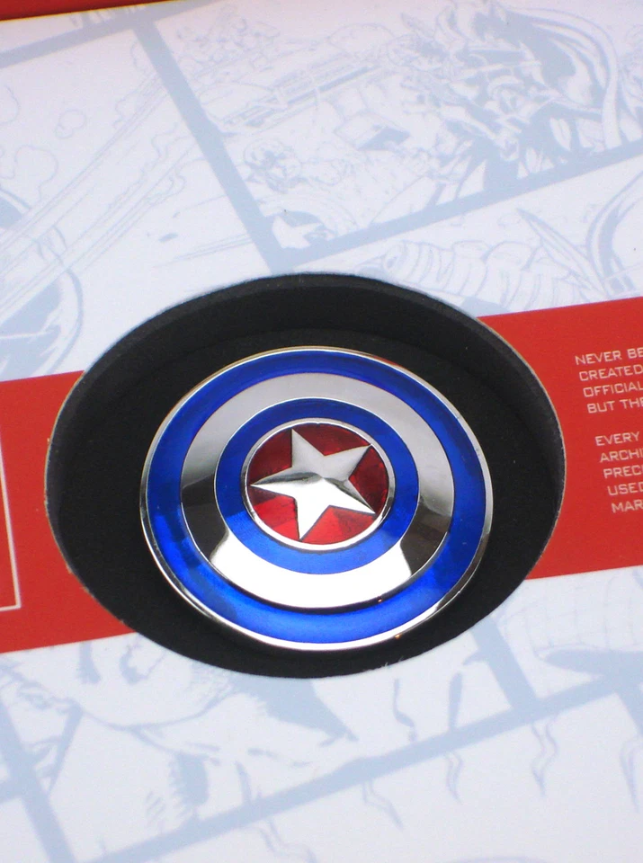 Collar Colgante Escudo Capitán América Plata de Ley Oro 14k Marvel con Certificado de Autenticidad Foto 2 de 4