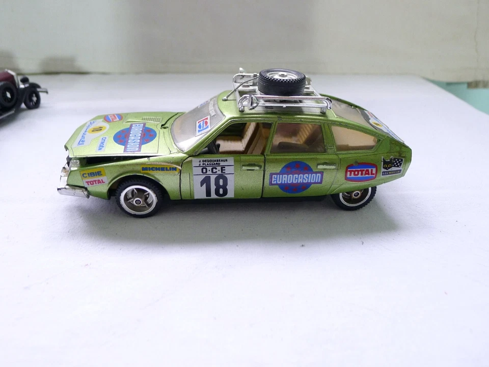 VECCHIO MODELLINO POLISTIL VINTAGE RENAULT CX 2200 RALLY 1 25 - Immagine 4 di 4