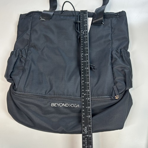 Beyond Yoga Large Black Convertible Backpack Gym Bag M1425 - Picture 5 of 12