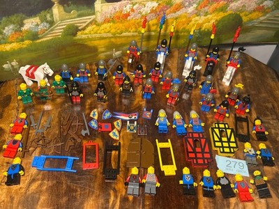 Große Auswahl Vintage Lego Castle Minifiguren Waffen Pferde Zubehör