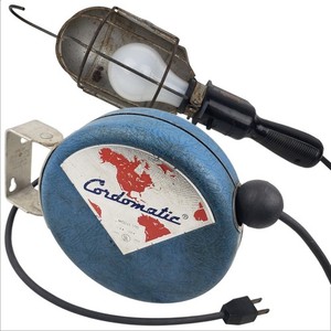 1970s 20 Foot Cordamatic Model 500 Handy-lite Auto Retactable Work Trouble Light