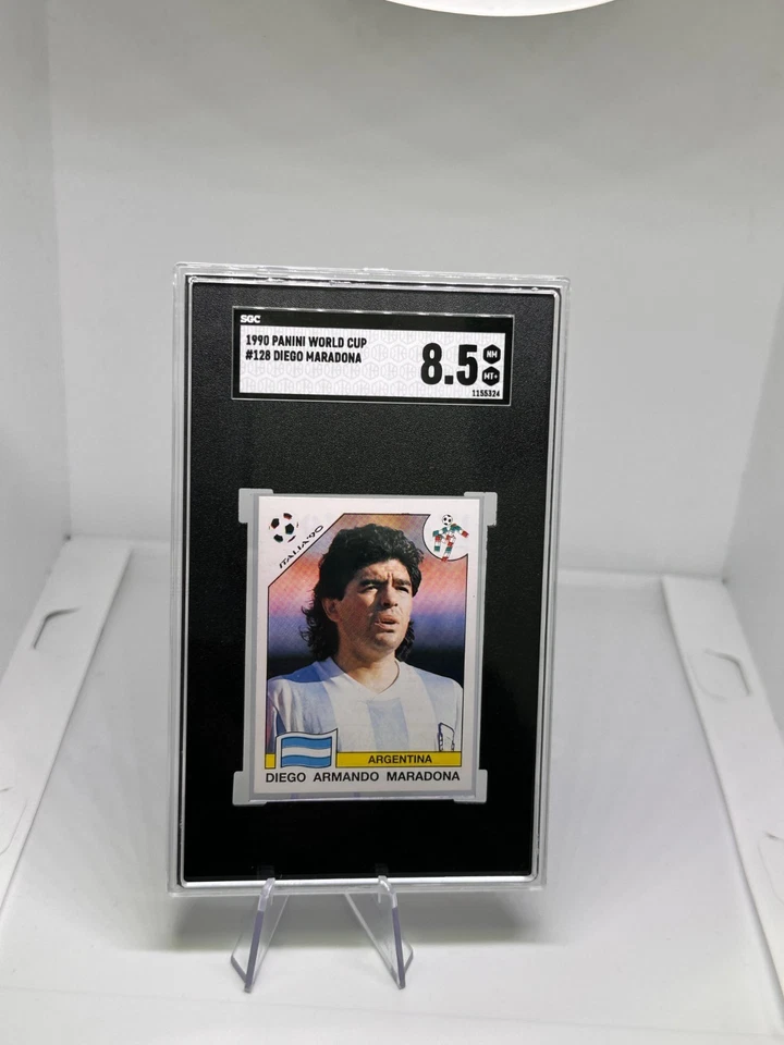 Diego Maradona #128 Argentina Panini Fifa World Cup Italia 1990 SGC 8.5 - Imagen 2 de 3