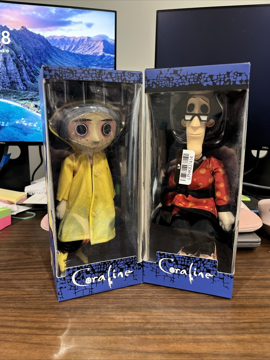 2 NECA Coraline the Movie 10-inch Prop Replica Dolls Action