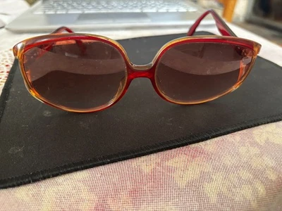Lunettes de soleil vintage années 1980 DIOR mod.2320 rouge et rose - Photo 1/4