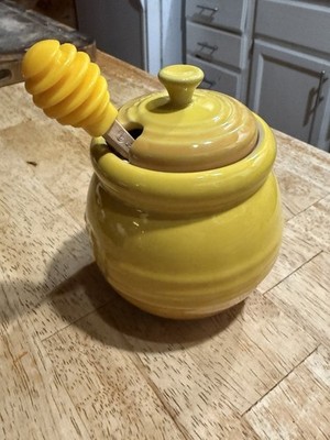 Le Creuset Honey Pot Dijon Yellow with Silicone Dipper BNWT No Box Discontinued