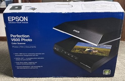 Epson Perfection V600 Photo Scanner, 6400x9600 DPI LED OCR Slide & Film Box Tear