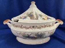 🍁Vintage Porcelain Soup Tureen w/ Lid, Harvest Fruit Basket Design, c. 1940