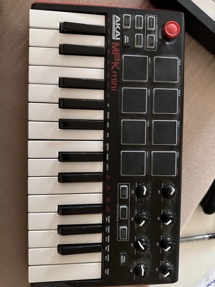 Akai MPK Mini MK3 Midi Keyboard