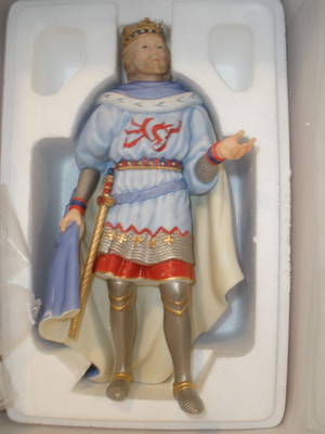 LENOX KING ARTHUR FIGURE IN BOX COA
