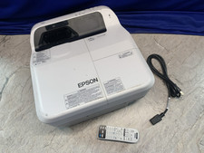 Epson PowerLite 680 Short Throw Projector w/Remote  Power Cord 3926 Hours Used