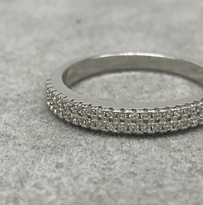 Anello donna in argento 925 fascetta a mezzo giro zirconi brillanti su fascetta. - Immagine 2 di 4
