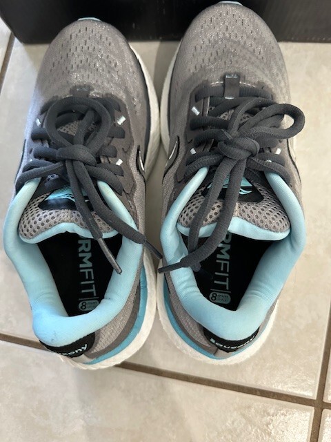 Saucony Womens Girls Triumph 19 Running shoes Alloy Powder Grey Blue Sz 5 S10678 image 6