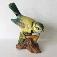 FAB VINTAGE HAND PAINTED PORCELAIN BLUE TIT GARDEN BIRD ORNAMENT FIGURE