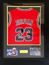 Michael Jordan Autographed Chicago Bulls Jersey