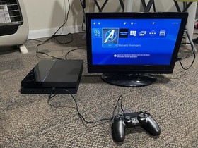 PS4 Console Bundle &ndash; 2 Controllers + 6 Games &ndash; Great Condition