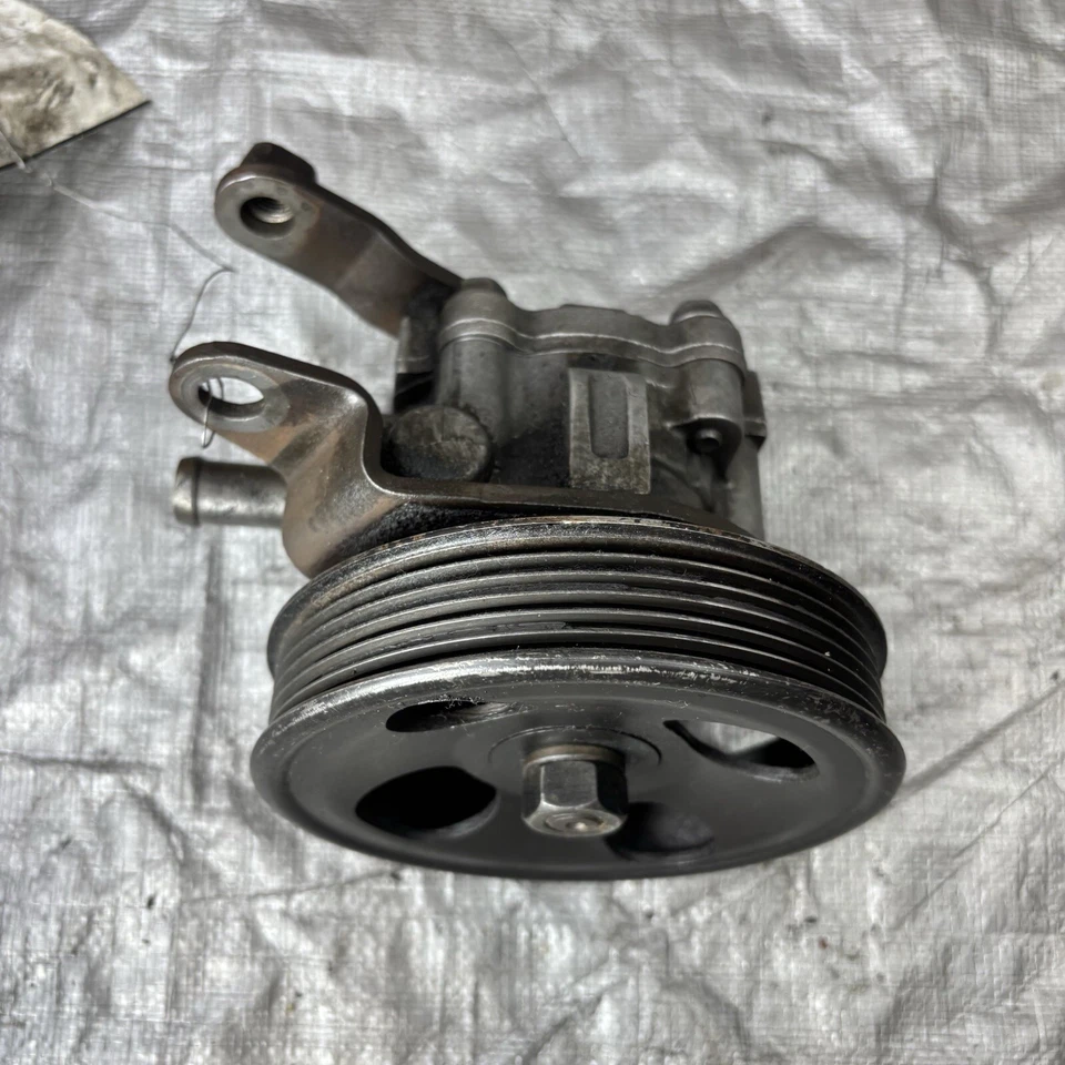 Насос гидроусилителя руля 2002 Nissan Altima 2,5 л 49110-8J000 - Изображение 3 из 4