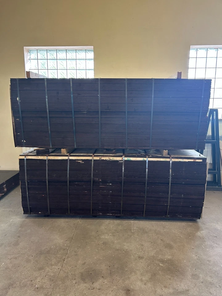 Coffrage de plafond de 150 m² avec supports support en bois tripodes panneau - Photo 3/4