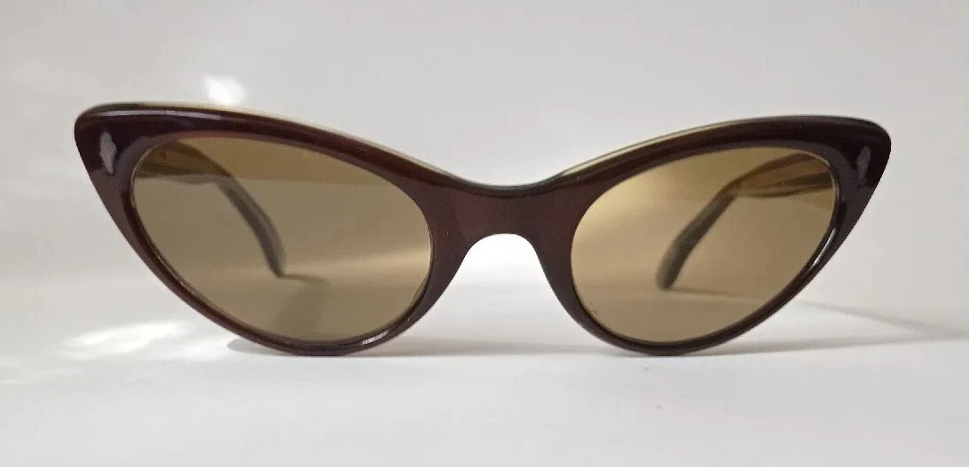 Occhiali da sole store anni 60