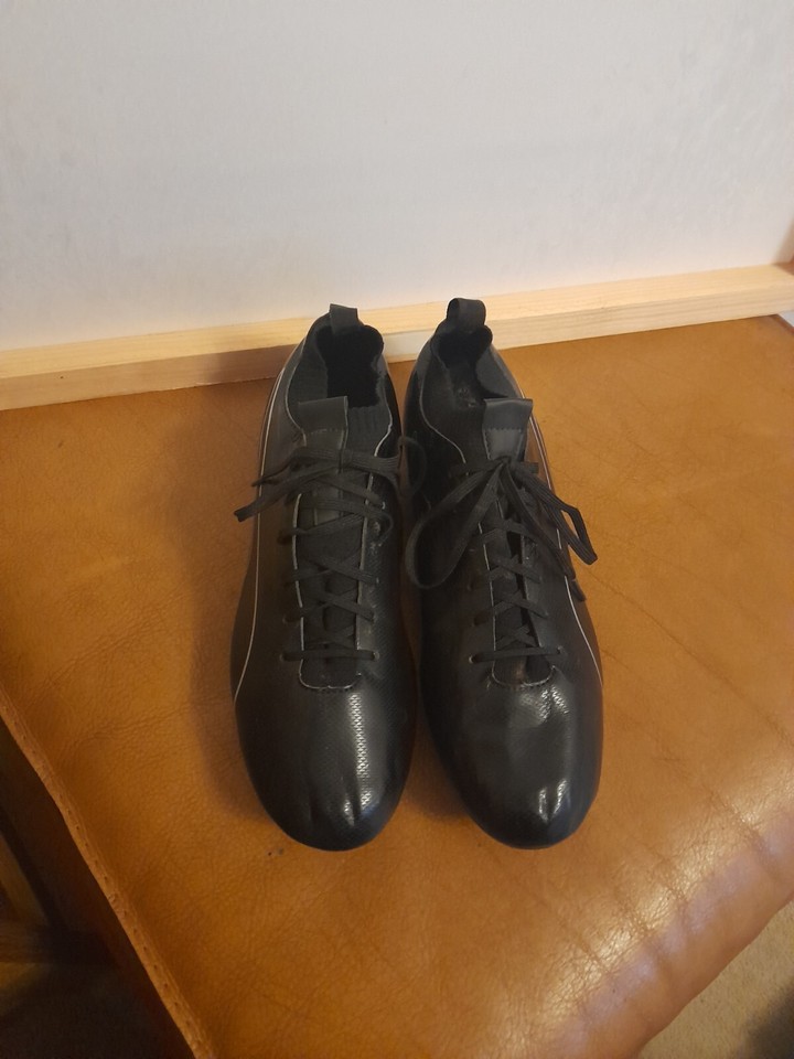puma mens black leather football boots Size 11 removable studs eBay