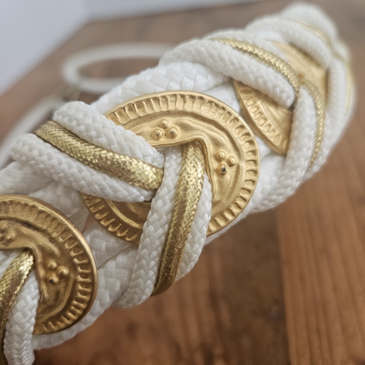 Vintage 1980s Prima Collezione White Gold Nautical Stretch  display picture 3