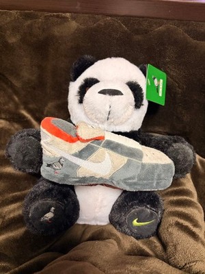 Staple x Nike Pigeon Collaboration Panda Plush Toy Rare From Japan #QY57CX