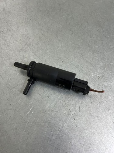 BMW X5 F15 2015 Pumpe Scheinwerferreinigungsanlage 7340773