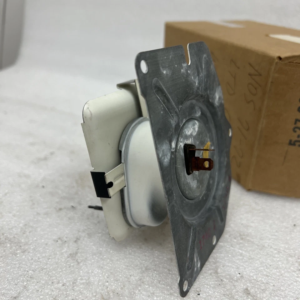 Nuevo de Lote Antiguo 1973 1974 1975 1976 1977 Ford LTD Reloj de Tablero Probado Funciona Foto 3 de 4