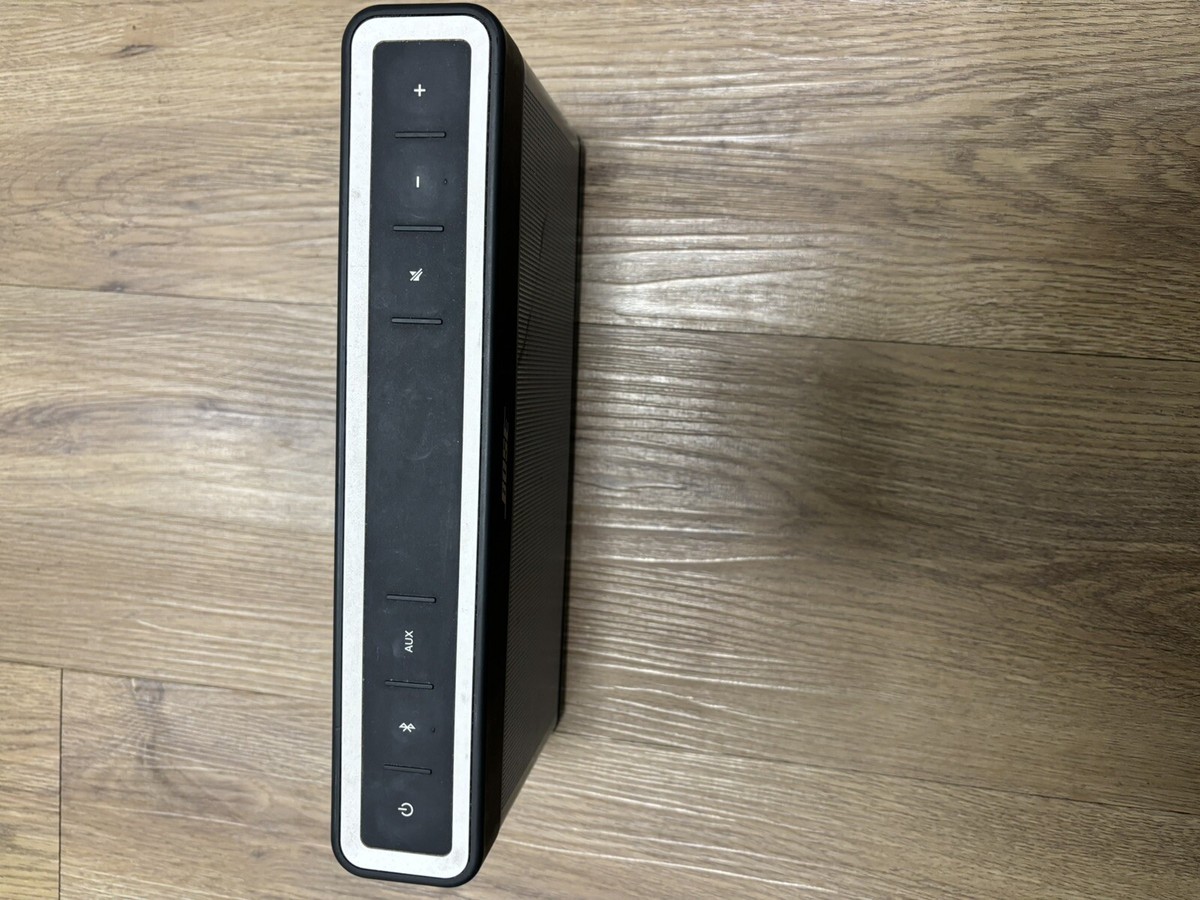 Bose SoundLink III Sound Link 3 Bluetooth Portable Speaker