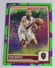 2023-24 Panini NBA Hoops Haunted Hoops Green Slime #115 Evan Mobley