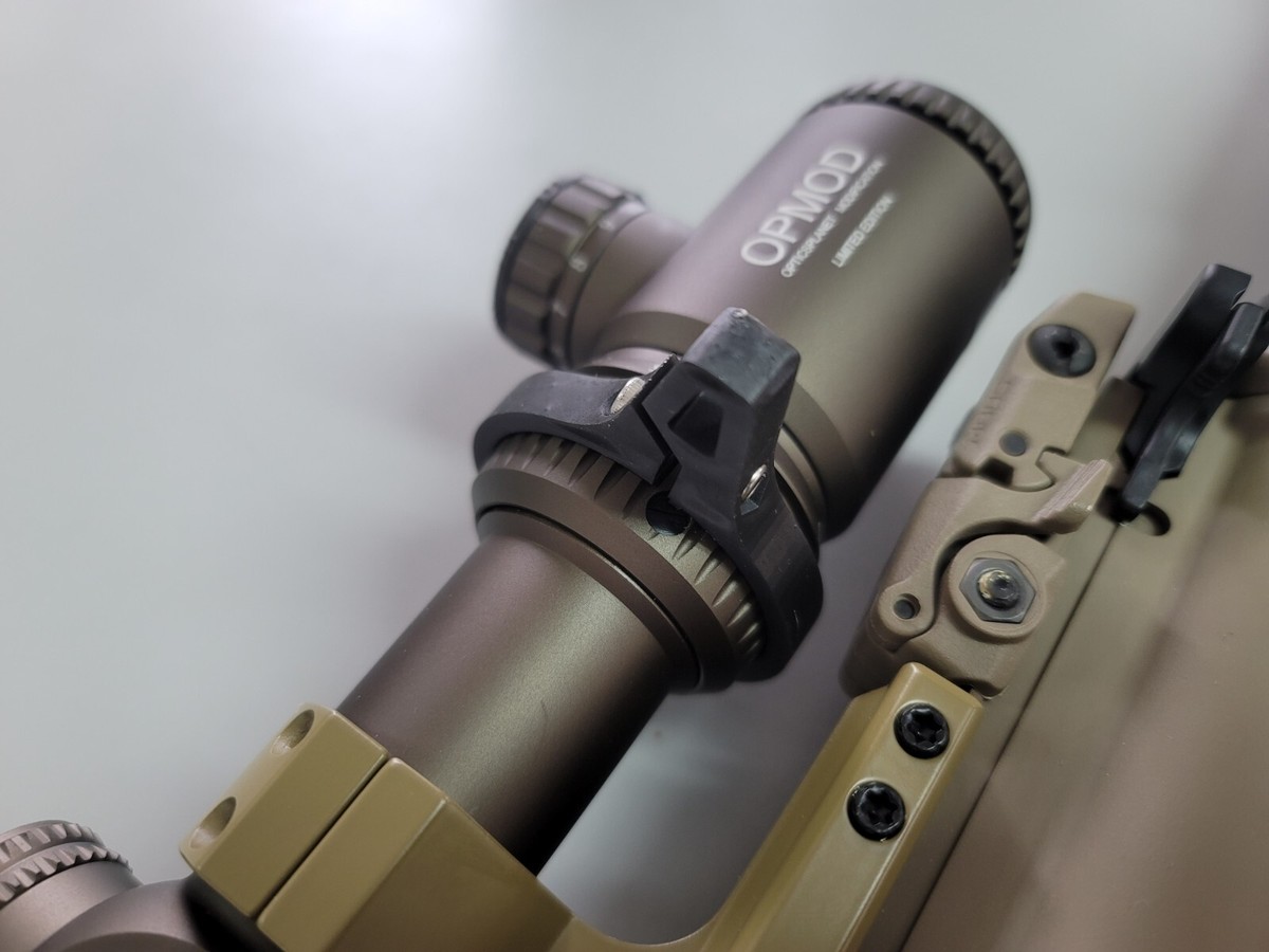 Vortex Crossfire II 1-4x24 Carbon Fiber Scope Throw Lever