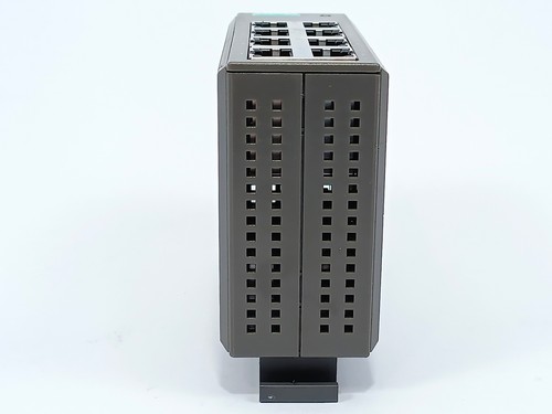 Moxa EDS-208 Ethernet Switch - Afbeelding 6 van 7