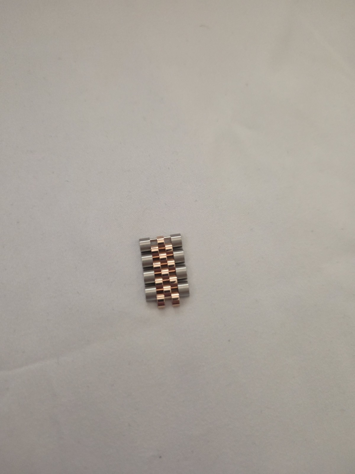 Maillon Rolex Jubilee pour Agrandir un Bracelet Trop Serré en Or Rose et Acier