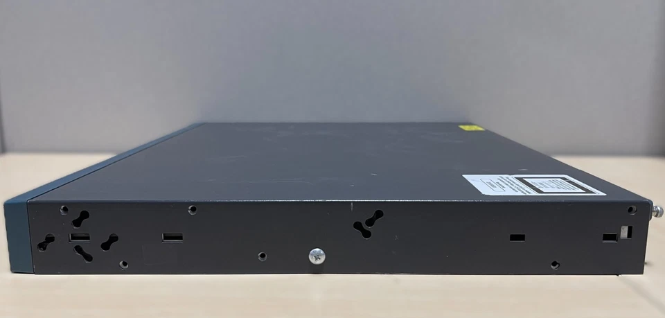 Cisco Catalyst 2960-S Series PoE+ WS-C2960S-48FPS-L 48x port network switch 2960 - Image 3 of 4