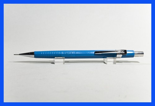 Pentel Japan 4 Feinminen - Bleistift 0,7 mm, Blau, technical pencil, Leadhold